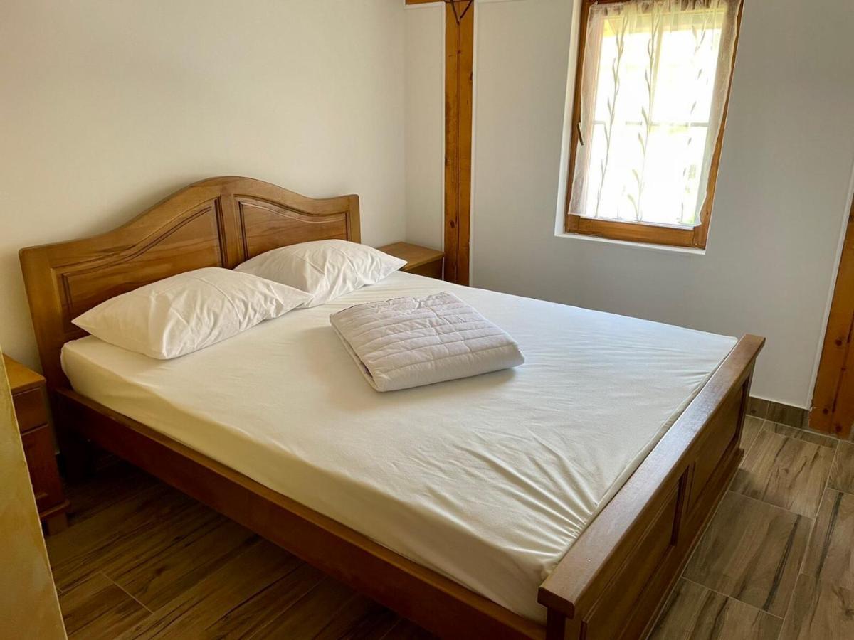 Kula Nekovic Bed & Breakfast Gusinje Exterior photo